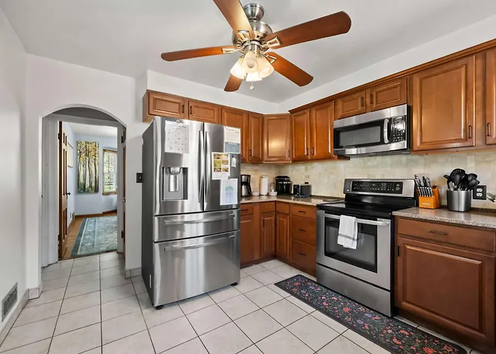 Getaway Glen Walkable Columbus
